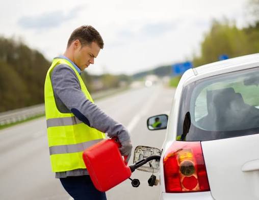 Batería de automóvil y mantenimiento preventivo